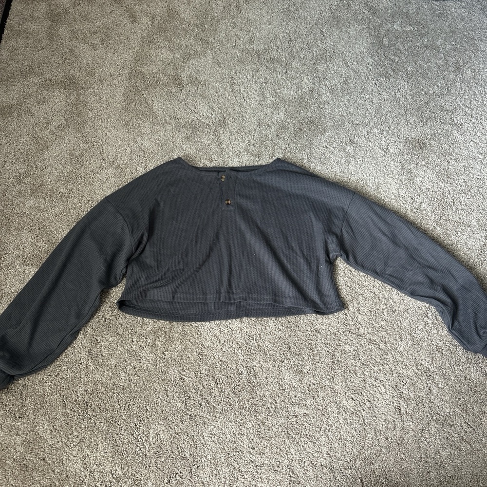 Women's Gray Long Sleeve Top